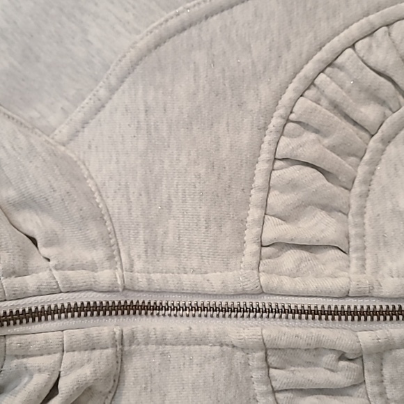 Lululemon sweater - Picture 5 of 5